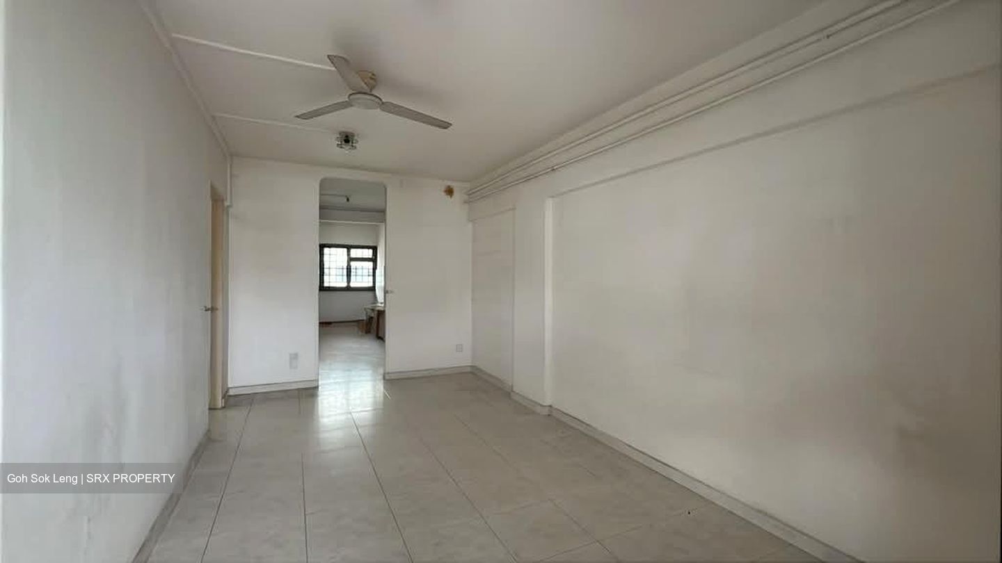 Blk 323 Ang Mo Kio 31 (Ang Mo Kio), HDB 2 Rooms #571810191